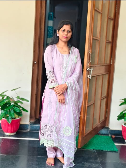 भूमिका सिन्हा, बी.ई .(सिविल), ऑटोकैड (2D & 3D), पीजीडीसीए, ग्राम= तरीघाट, पोस्ट = पाटन/ cg shadi biodata