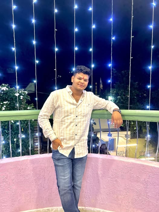 हिमांशु सिन्हा, 22 वर्ष, B.com (Degree - iRun institute of photography Benglore)/ cg shadi biodata