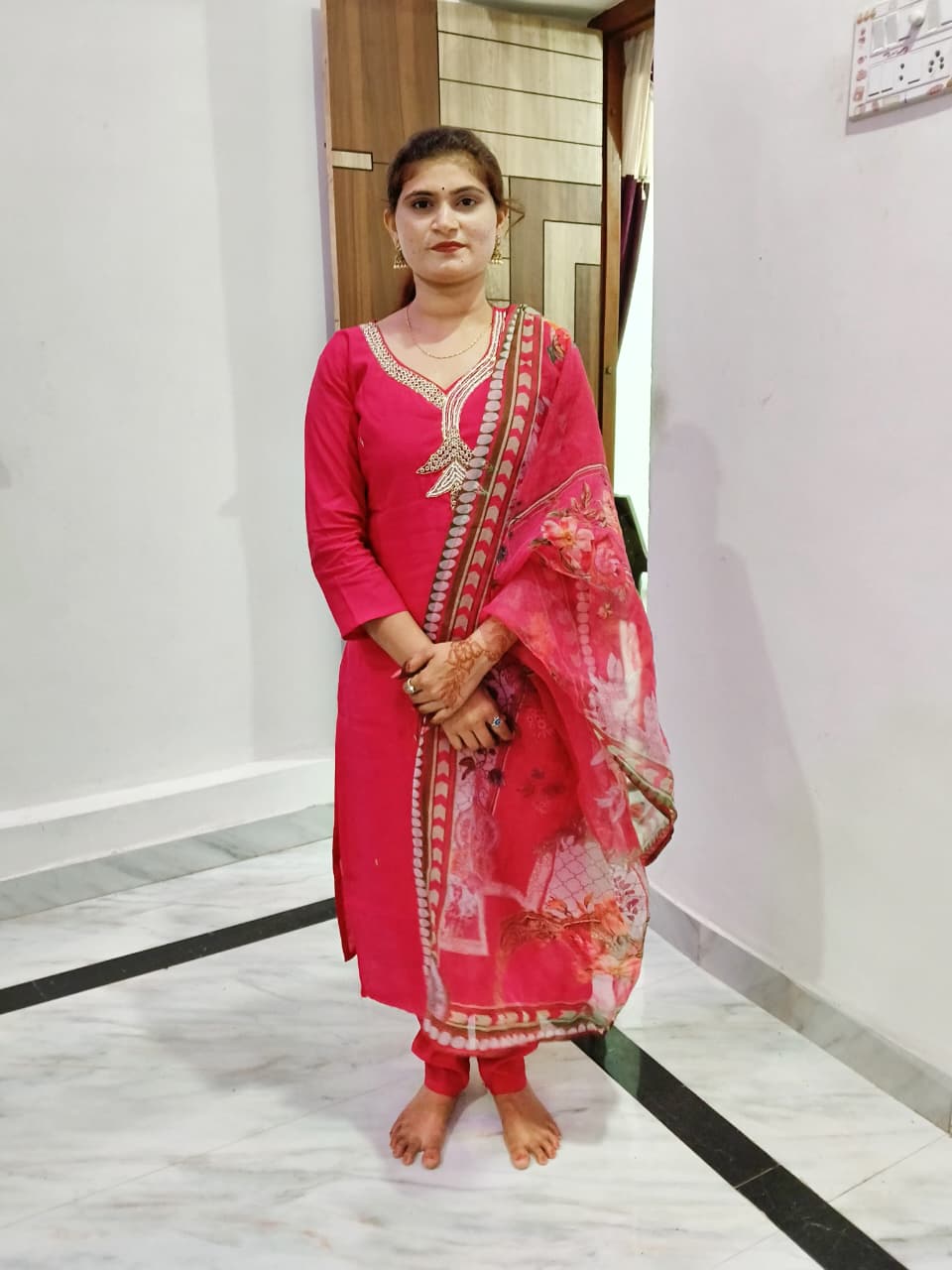 रेणुका साहू,LLB, Bsc (bio), Pgdca,M.A.(political science),ग्राम-चपरीद, पोस्ट-समोदा,तहसील-आरंग, जिला-रायपुर(छ. ग.)